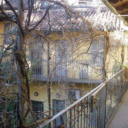 Appartamento Cairoli Milán Exterior foto